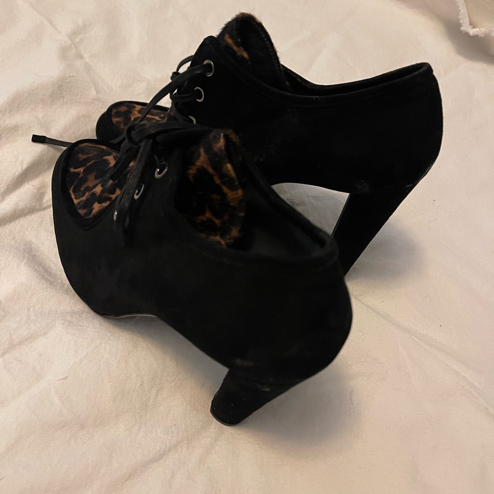 Stuart weitzman Heels - Picture 9 of 9